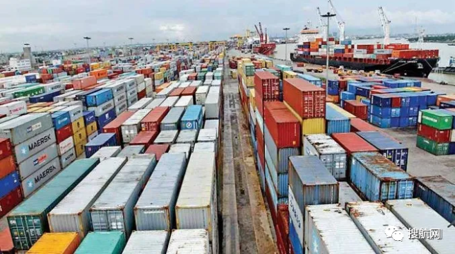 该国卡车司机大范围罢工，货物运输严重延误，码头集装箱堆积，船舶装卸受影响